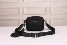 Picture of Prada Handbags _SKUfw208998567fw